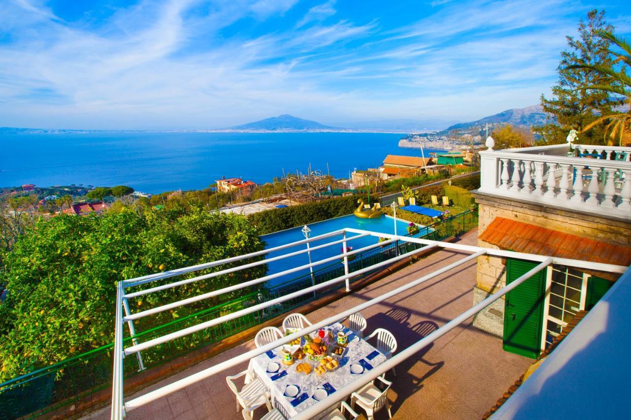 Estate4Home - Villa Luisa Play&Pool SantʼAgata sui Due Golfi Екстериор снимка