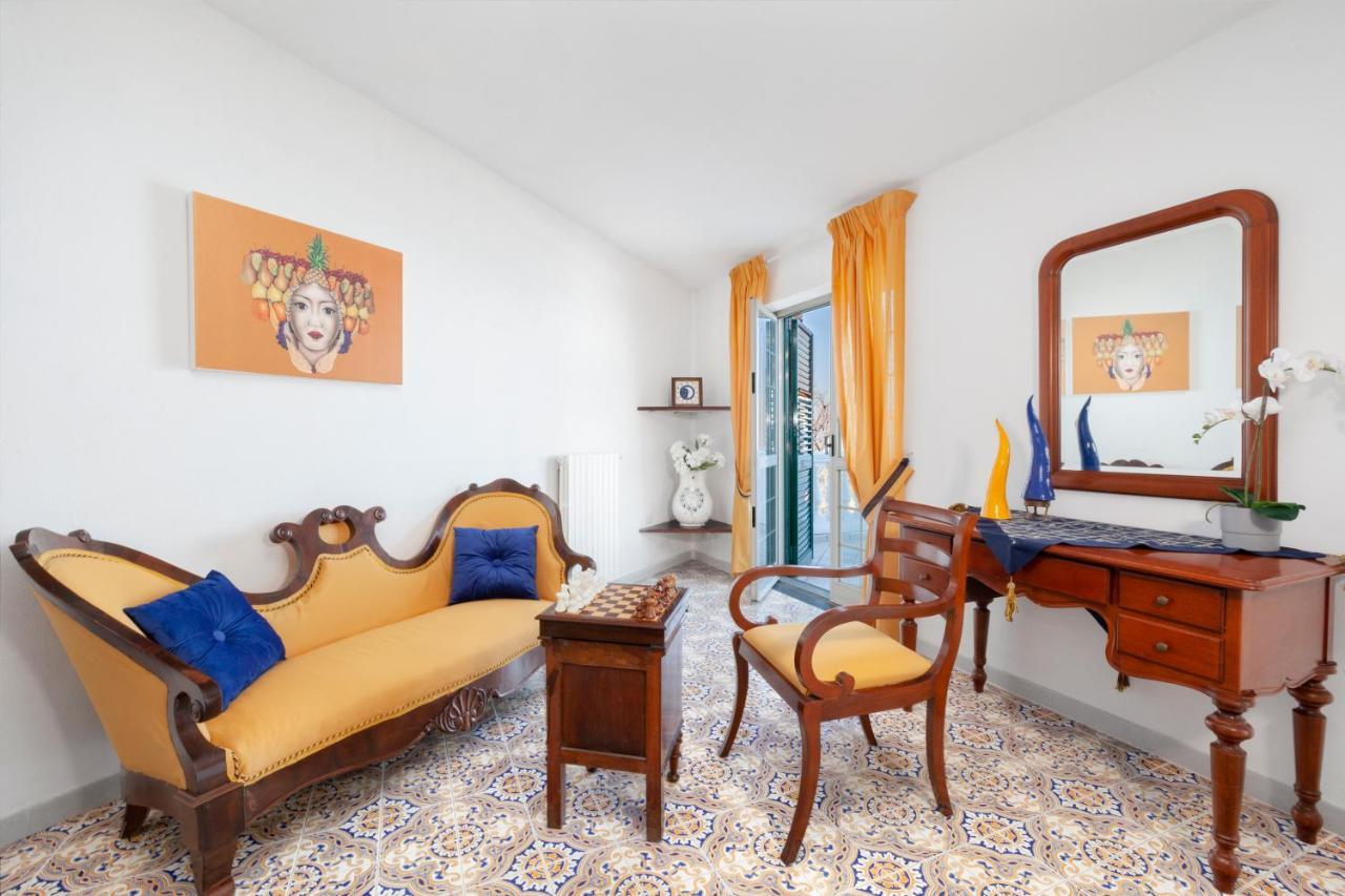 Estate4Home - Villa Luisa Play&Pool SantʼAgata sui Due Golfi Екстериор снимка