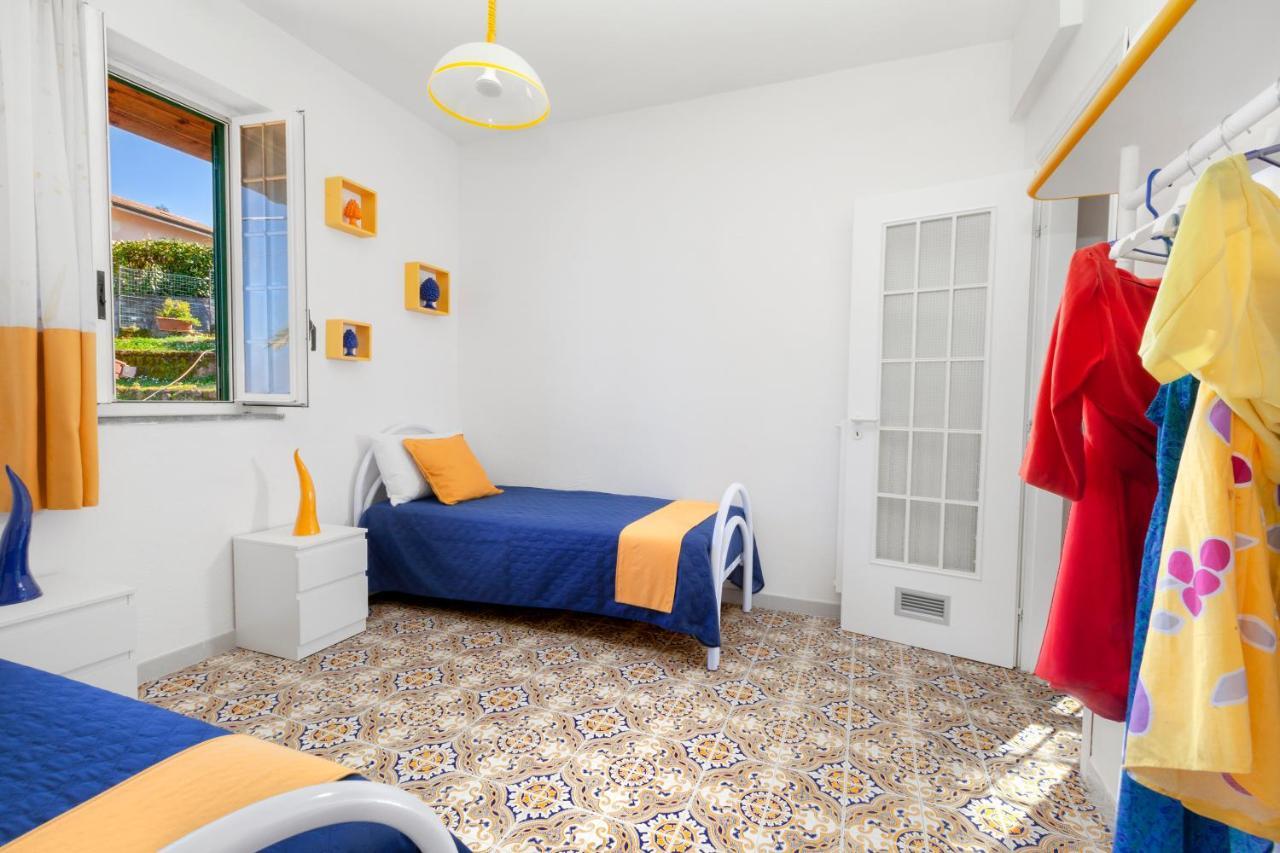 Estate4Home - Villa Luisa Play&Pool SantʼAgata sui Due Golfi Екстериор снимка