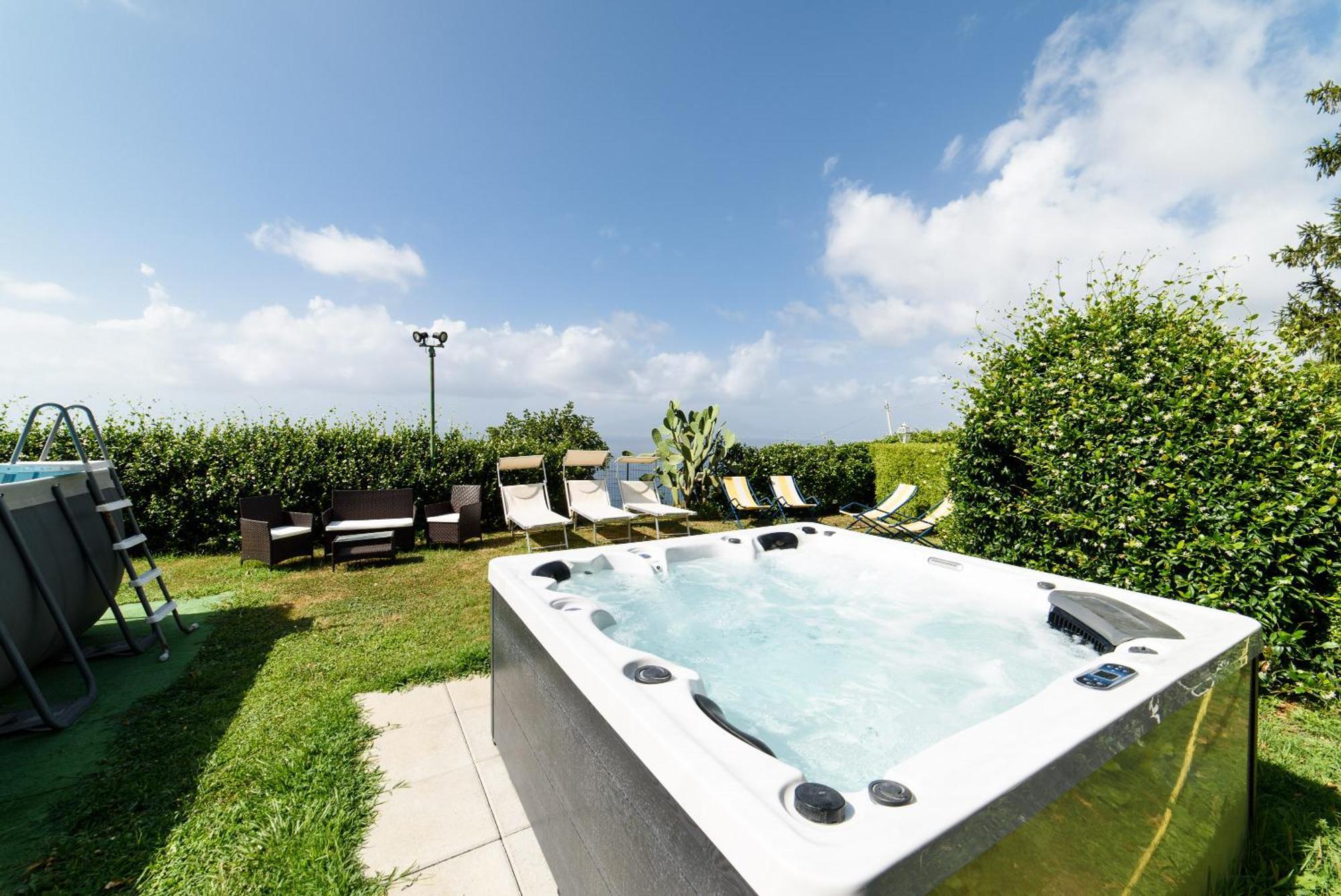 Estate4Home - Villa Luisa Play&Pool SantʼAgata sui Due Golfi Екстериор снимка